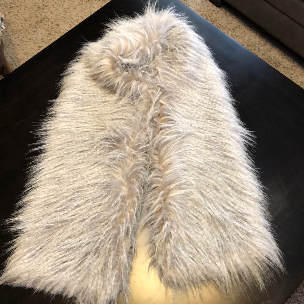 The limited furry shawl
